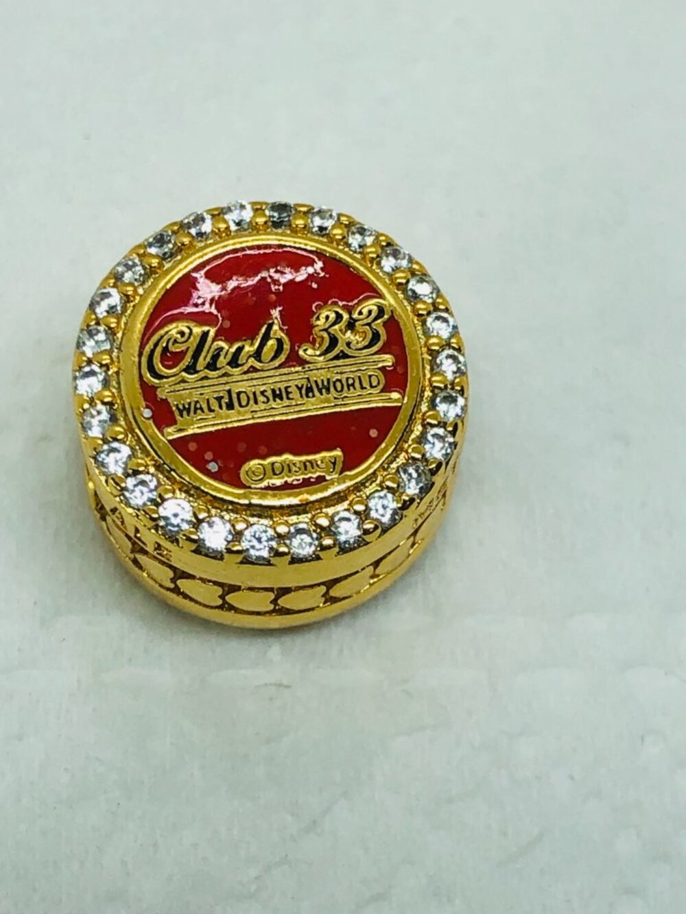 ✨ ✨ Pandora Disney Club 33 Bead Charm - Picture 4 of 4
